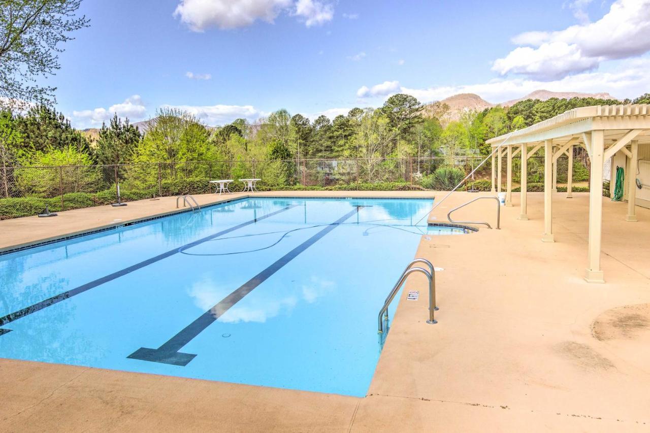 Lake Lure Studio With Private Balcony And Pool Access! Exterior photo